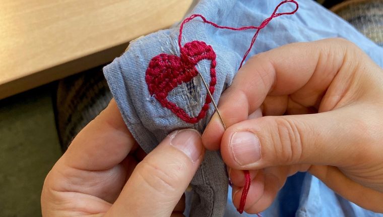 Visible Mending - synlige reparationer Puk Hyllested